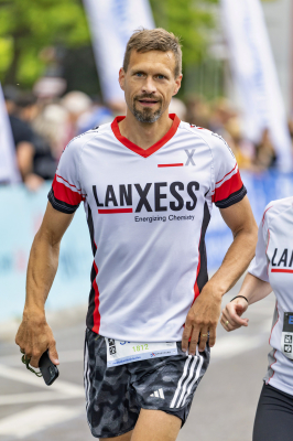 Zieleinlauf_100